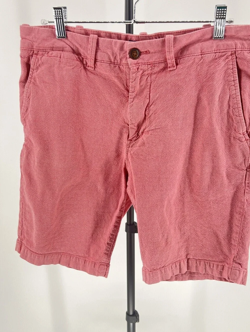 Express men's shorts Size 31 (1-17)